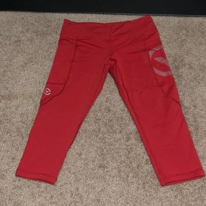 Virus compression leggings